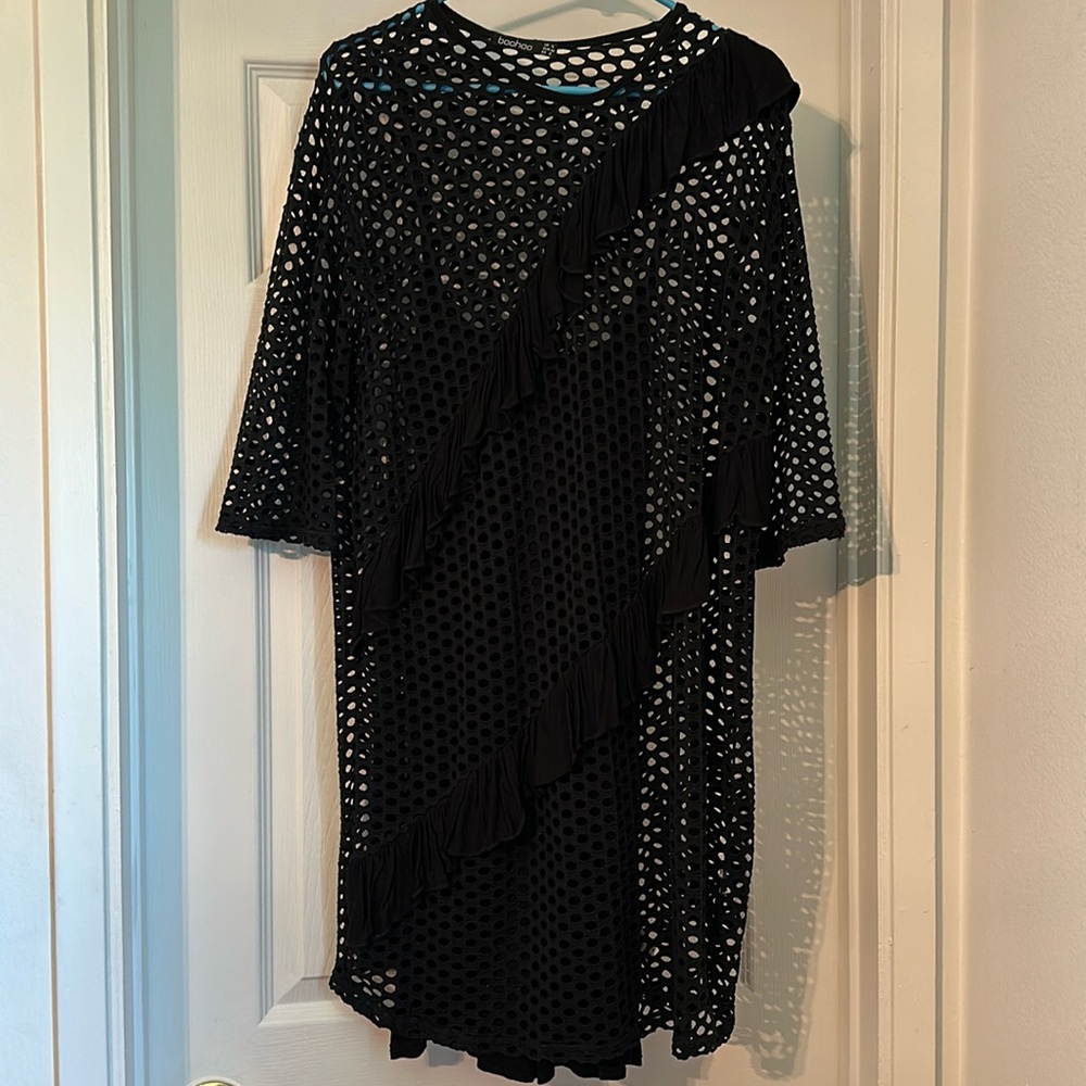 Boohoo Open Net Ruffle mini dress w/lining dress SZ 8 Beach or Night Out perfect